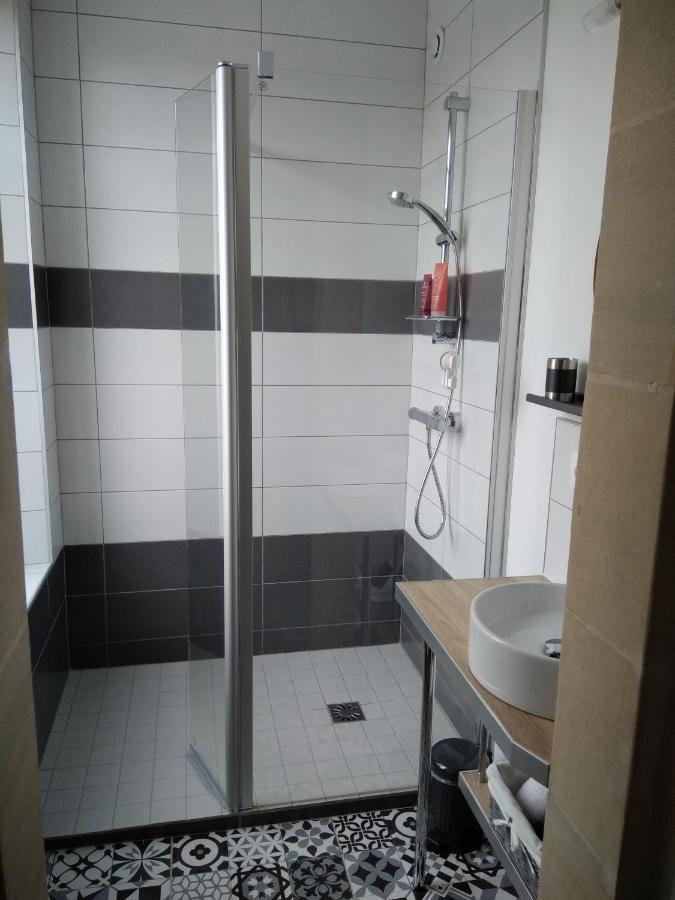Chambre D'Hote Le 18-20 Saint-Martin-des-Entrees Bagian luar foto