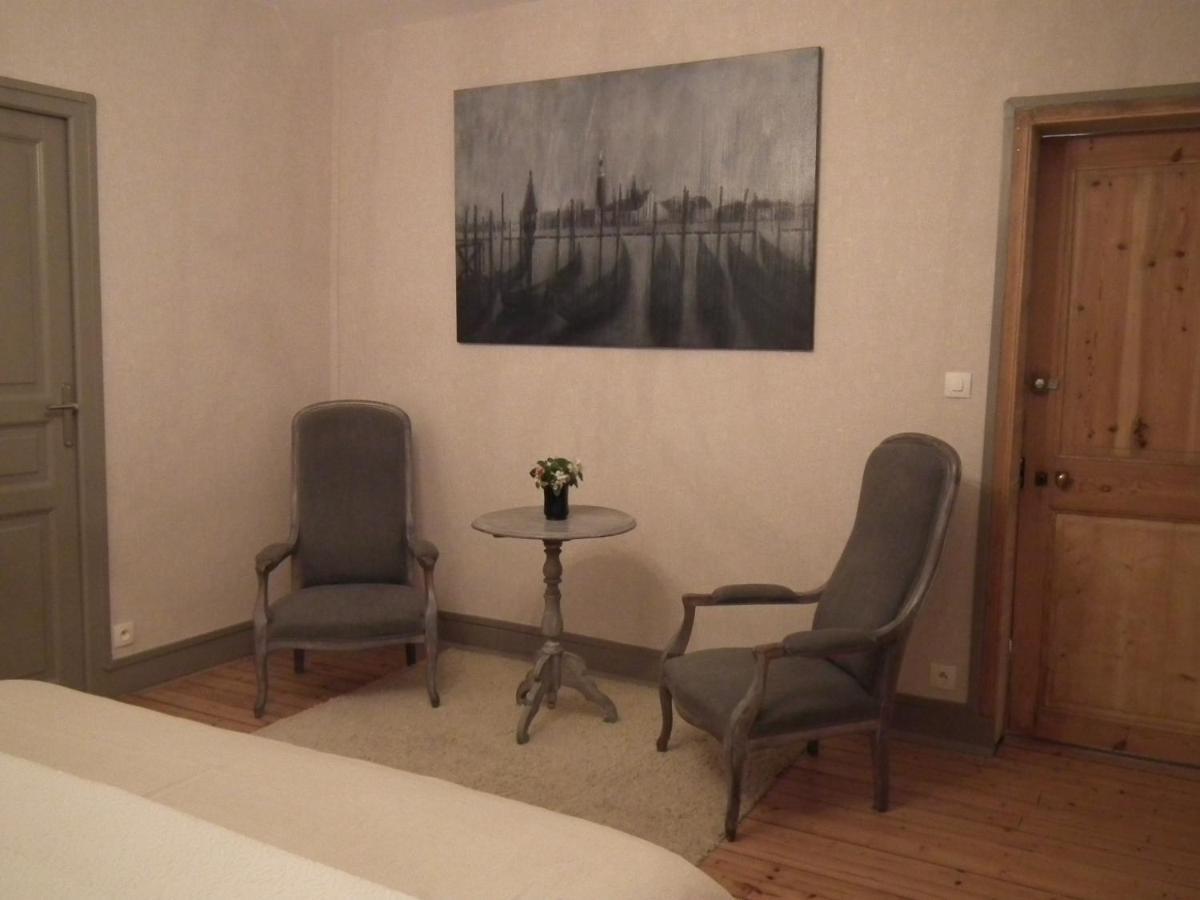 Chambre D'Hote Le 18-20 Saint-Martin-des-Entrees Bagian luar foto